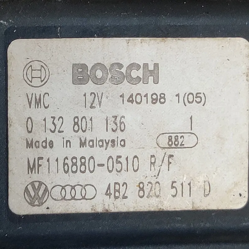 Двигун заслінки пічки Audi A6 C5 (97-05) OEM 4B2820511D
