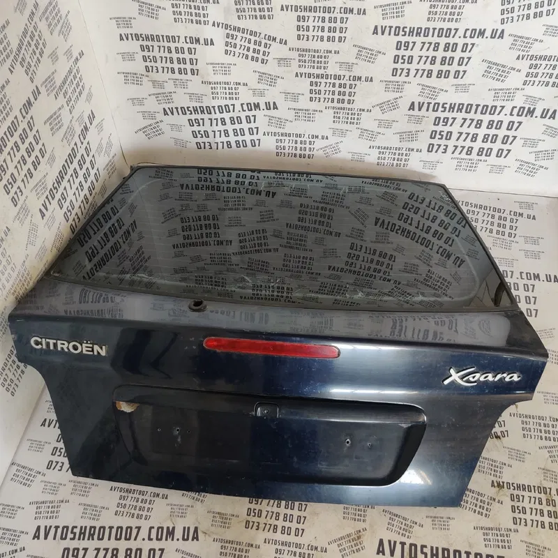 Кришка багажника Citroen Xsara (97-06) OEM 43R000980