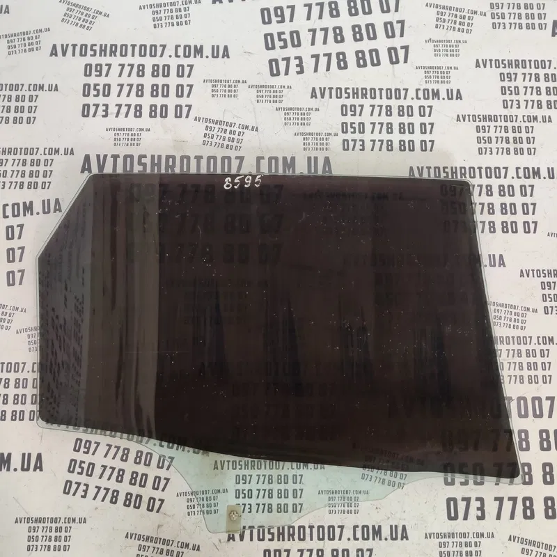 Скло дверей Mazda 3 BK (03-09) задня ліва 43r008577