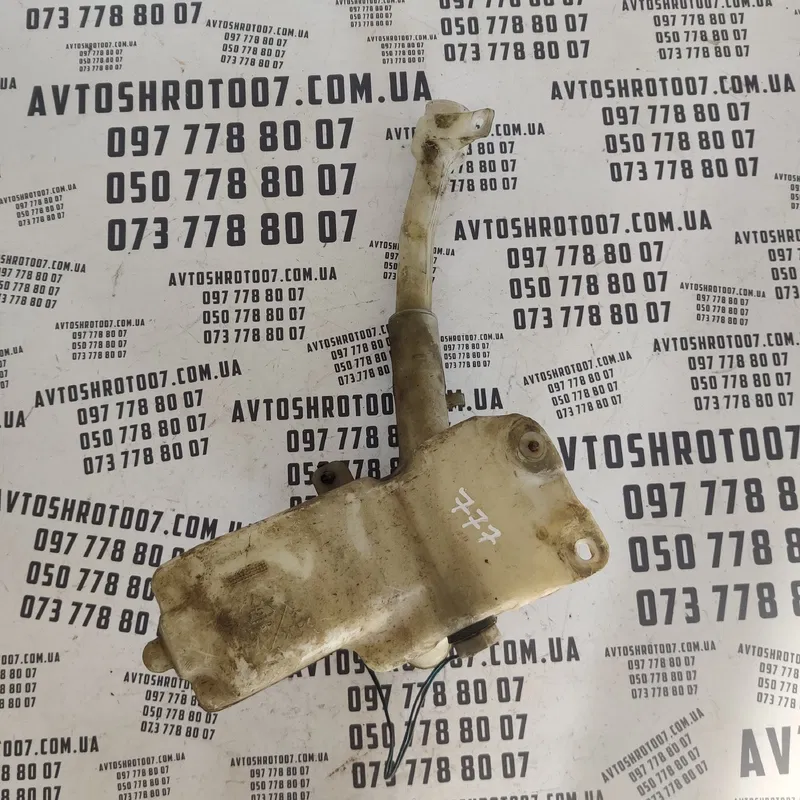 Бачок омивача лобового скла Ford Probe 60351616