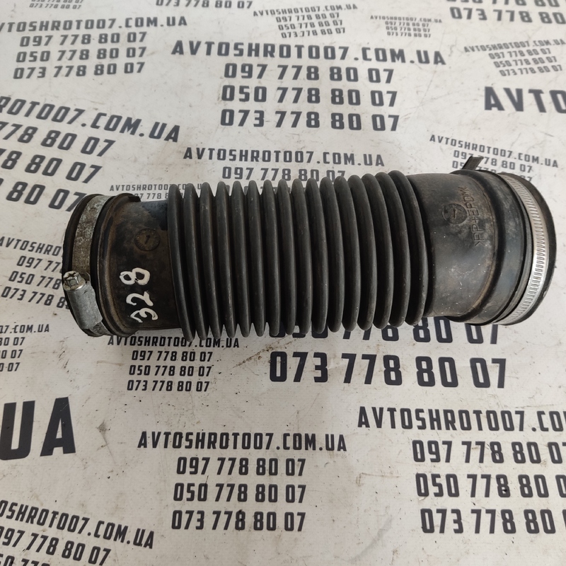 Патрубок повітряний Citroen C8 OEM 990153