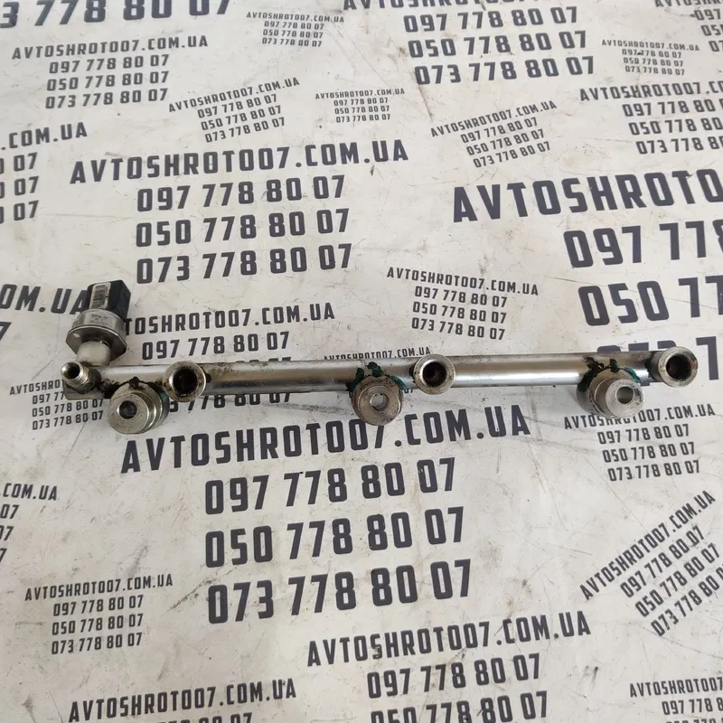 Паливна рейка Audi Q7 4L (05-15) 3.6 Бензин OEM 03C906051D