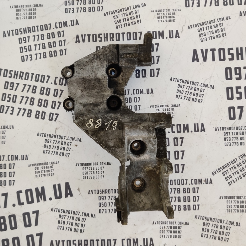 Кронштейн компресора Kia Sorento 2 09-14 2.2D OEM 252852F000