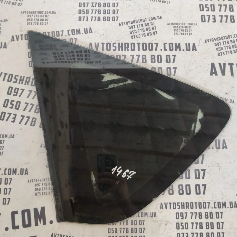 Скло кузовне Mazda 3 BK (03-09) заднє ліве OEM 43r008577