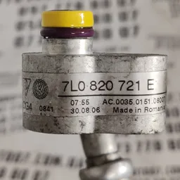 Трубка кондиціонера Audi Q7 4L (05-15) 3.6 OEM 7L0820721E фото 3