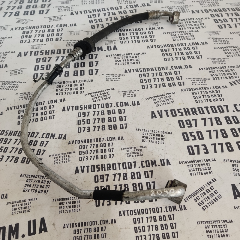 Трубка кондиціонера Skoda Superb 1 (01-08) OEM 3u0260704