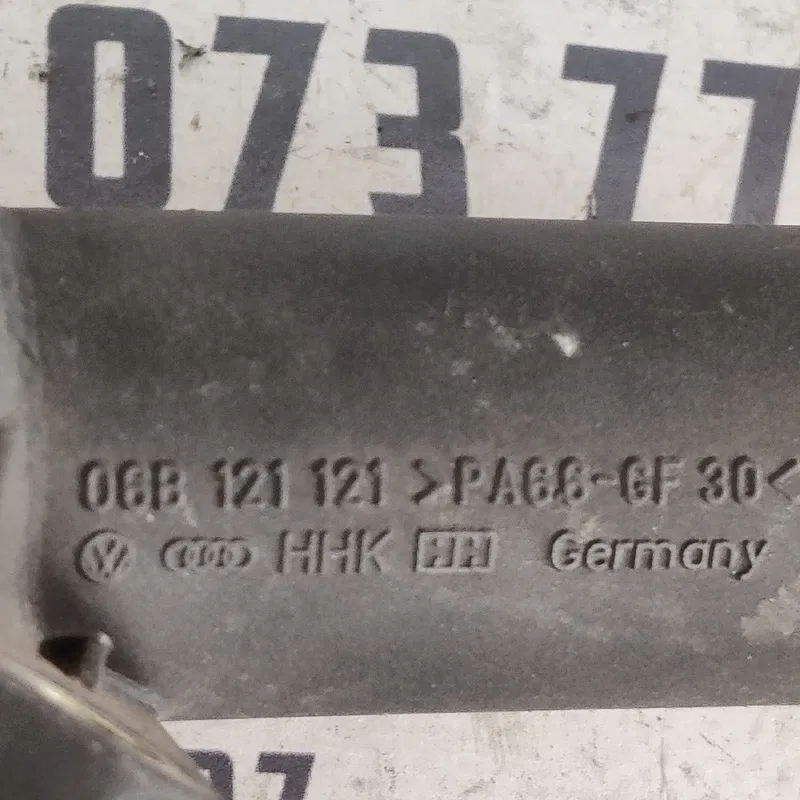 Фланець системи охолодження VW Golf 4 (97-06) OEM 06D121121