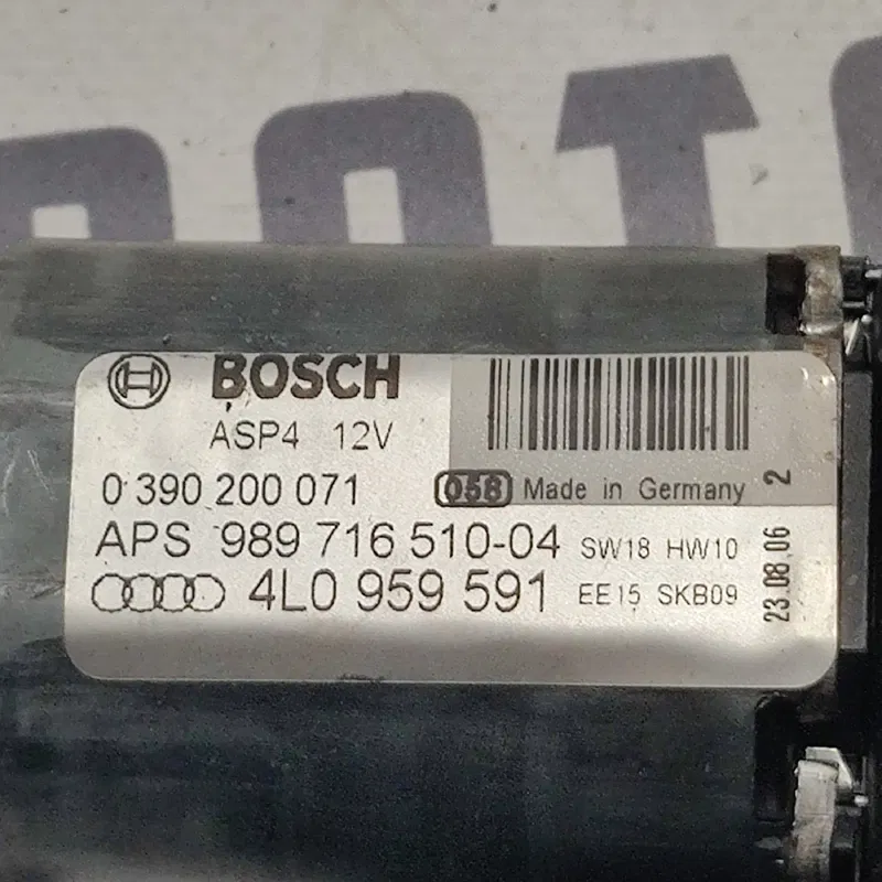 Моторчик люка Audi Q7 4L (05-15) 3.6 Бензин OEM 4L0959591