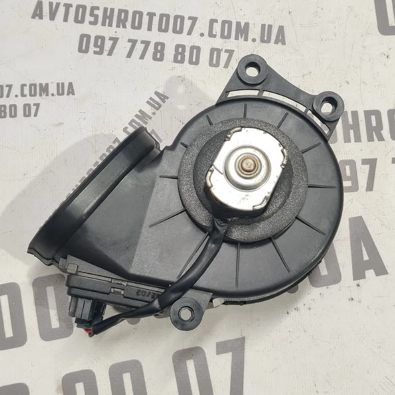Мотор пічки Peugeot 807 02-14 2.2 HDI зад.пр. OEM 1485724080