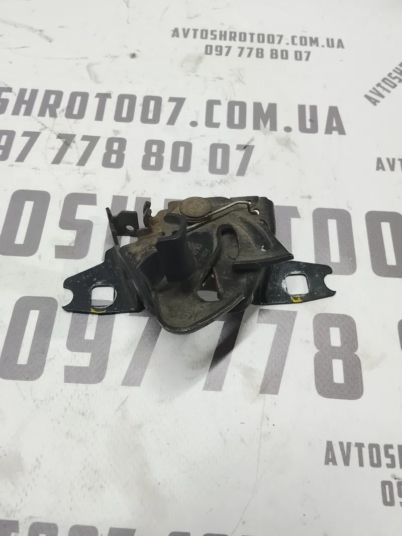 Замок капота Skoda Octavia Tour 96-10 1.9 TDI OEM 1HM823509C