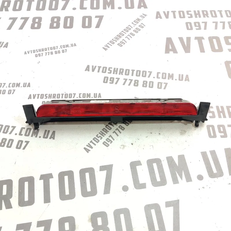 Стоп-сигнал Peugeot 807 (02-14) 2.2 HDI верх OEM 1489380080