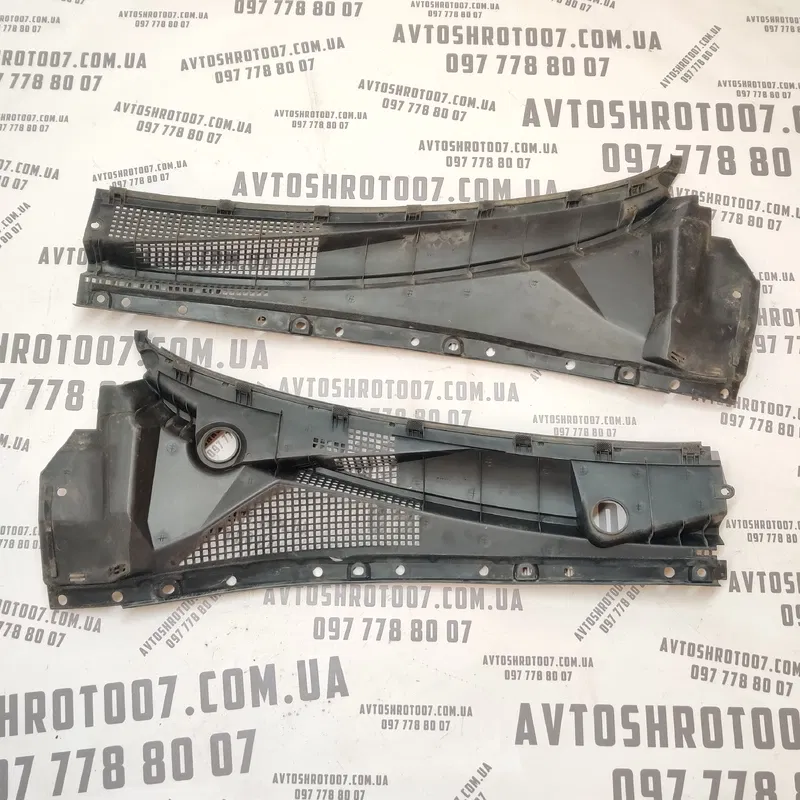 Жабо Kia Sorento 1 (02-09) 2.5 CRDi переднє OEM 861513e000