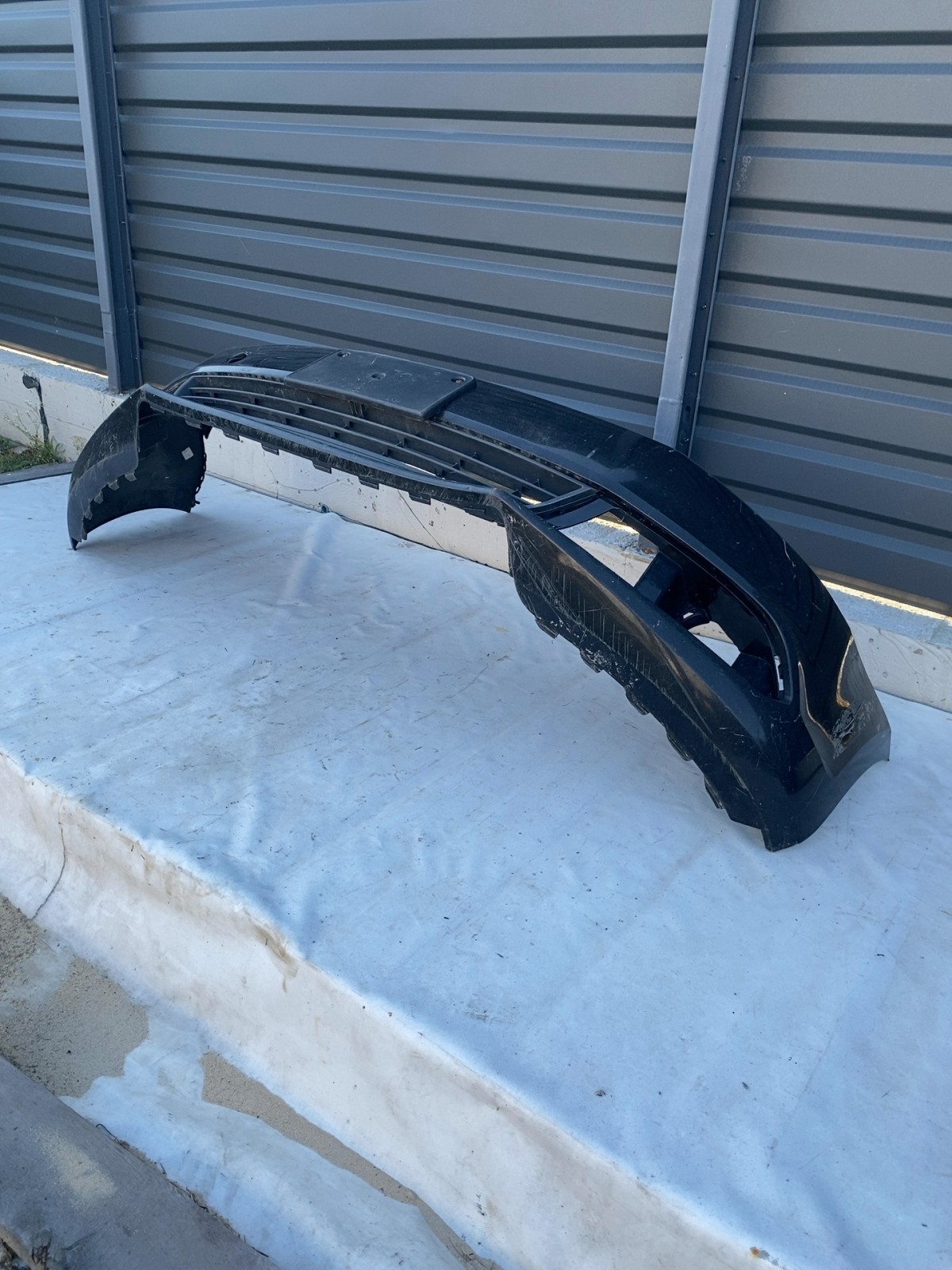 Бампер передній Volkswagen Jetta 6 (10-18) 5C6807221B