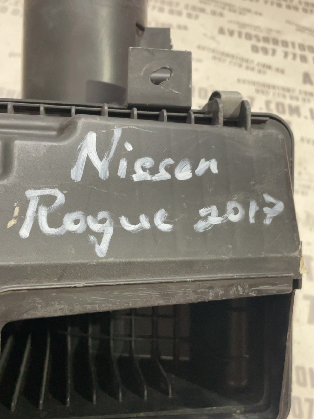 Патрубок повітряний Nissan Rogue T32 (13-20)
