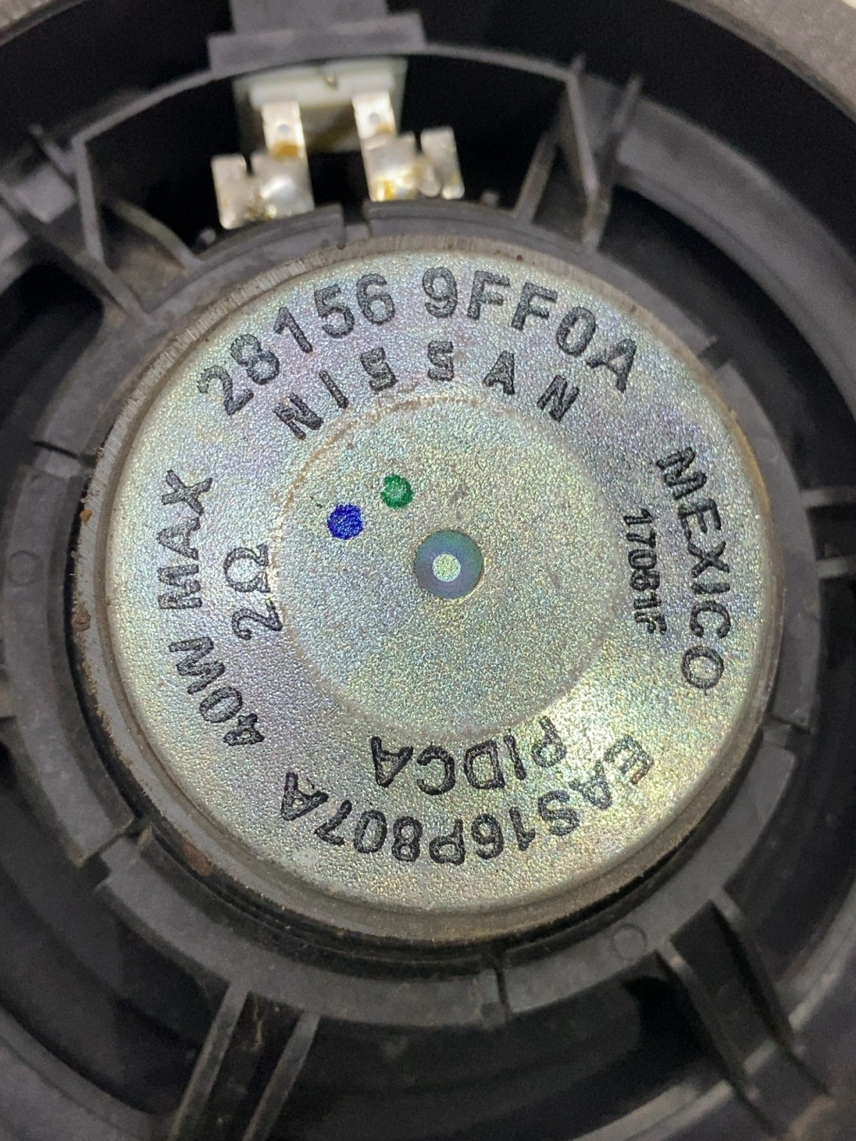 Динаміки задні Nissan Rogue T32 (13-20) 281569FF0A