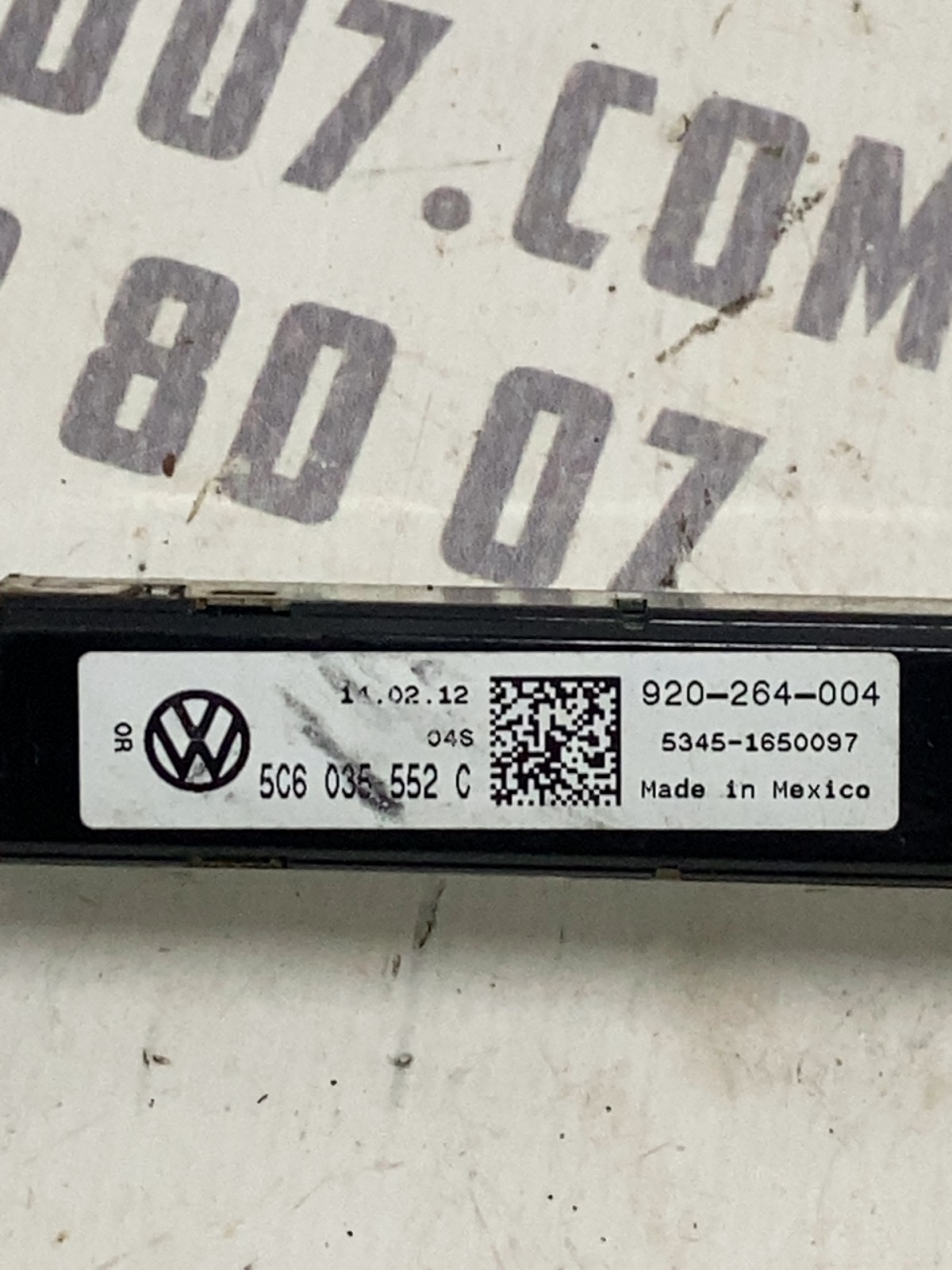 Підсилювач антени Volkswagen Jetta 6 5C6035552C