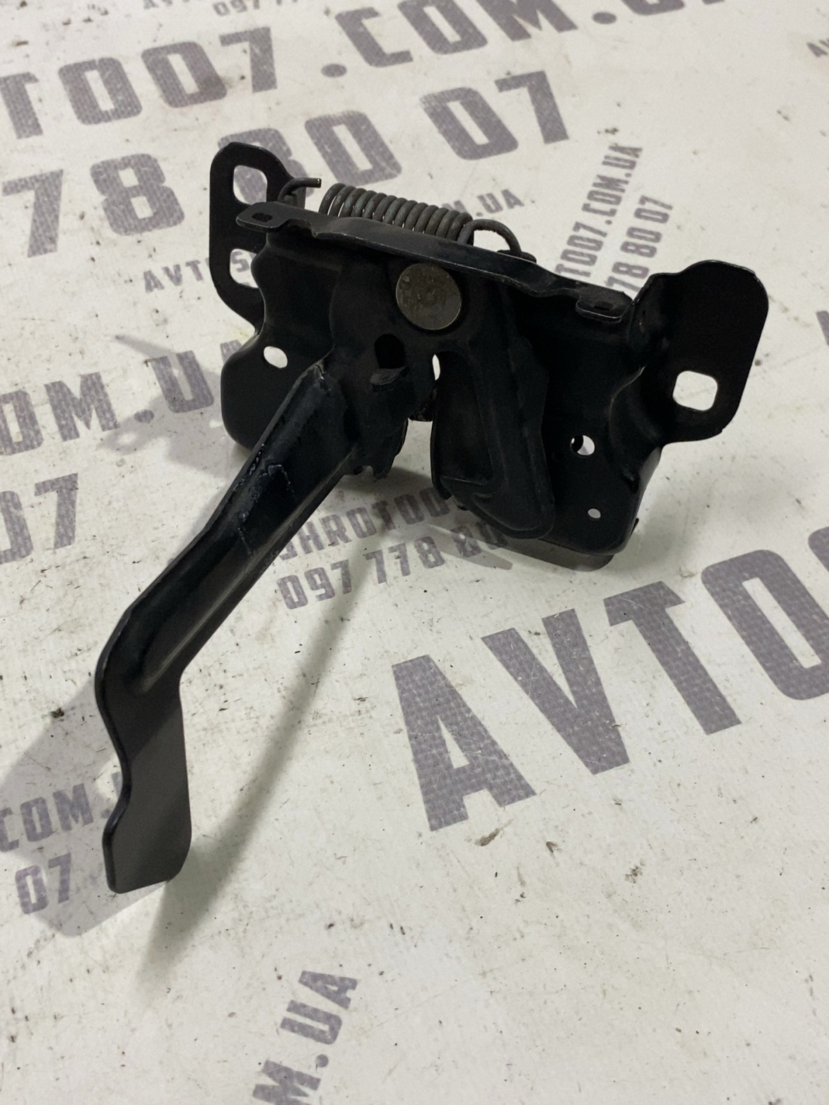 Замок капота Jeep Compass MK (06-16) 68079691AA