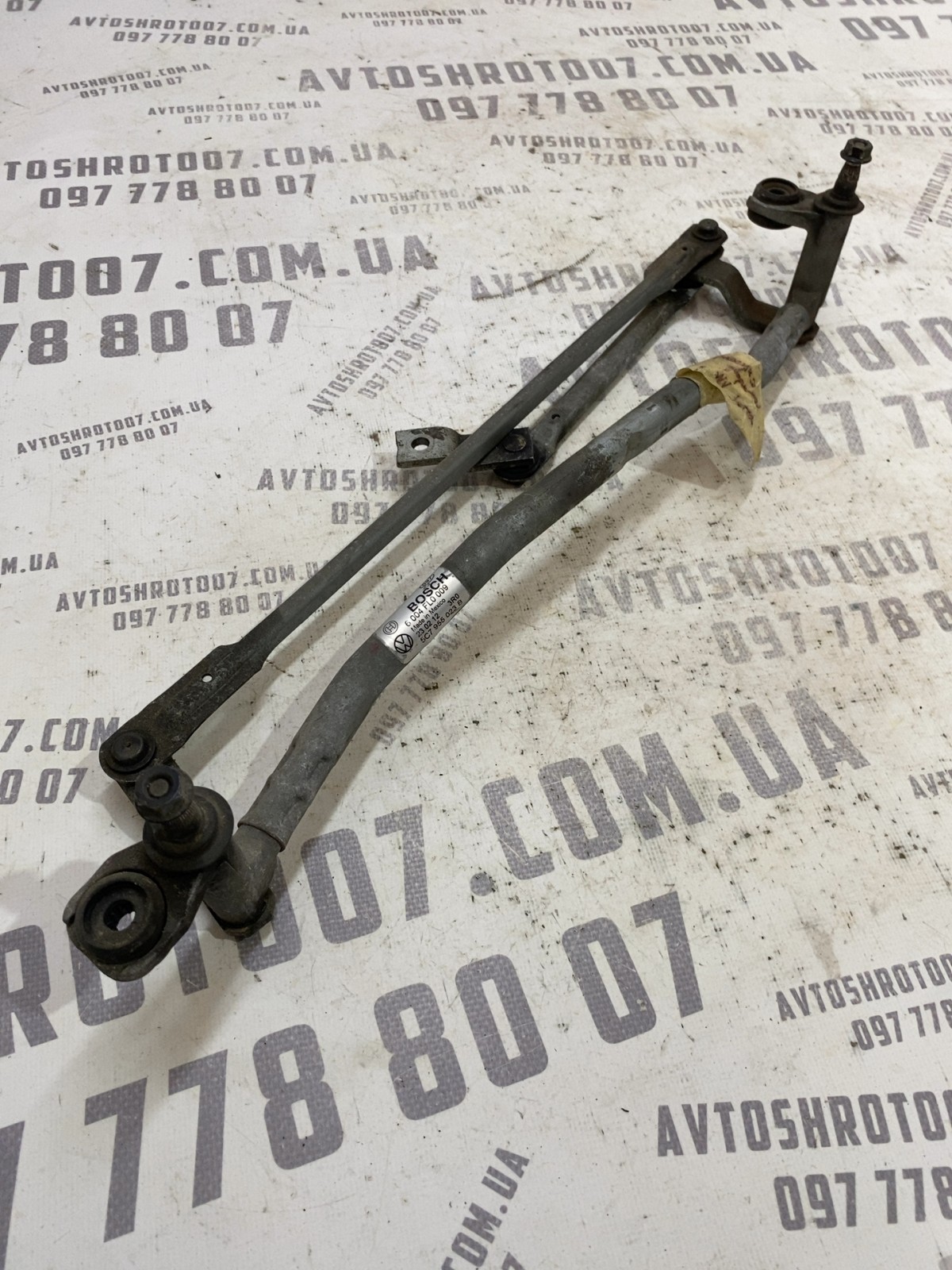 Трапеція склоочисників Volkswagen Jetta 6 OEM 5C7955023B