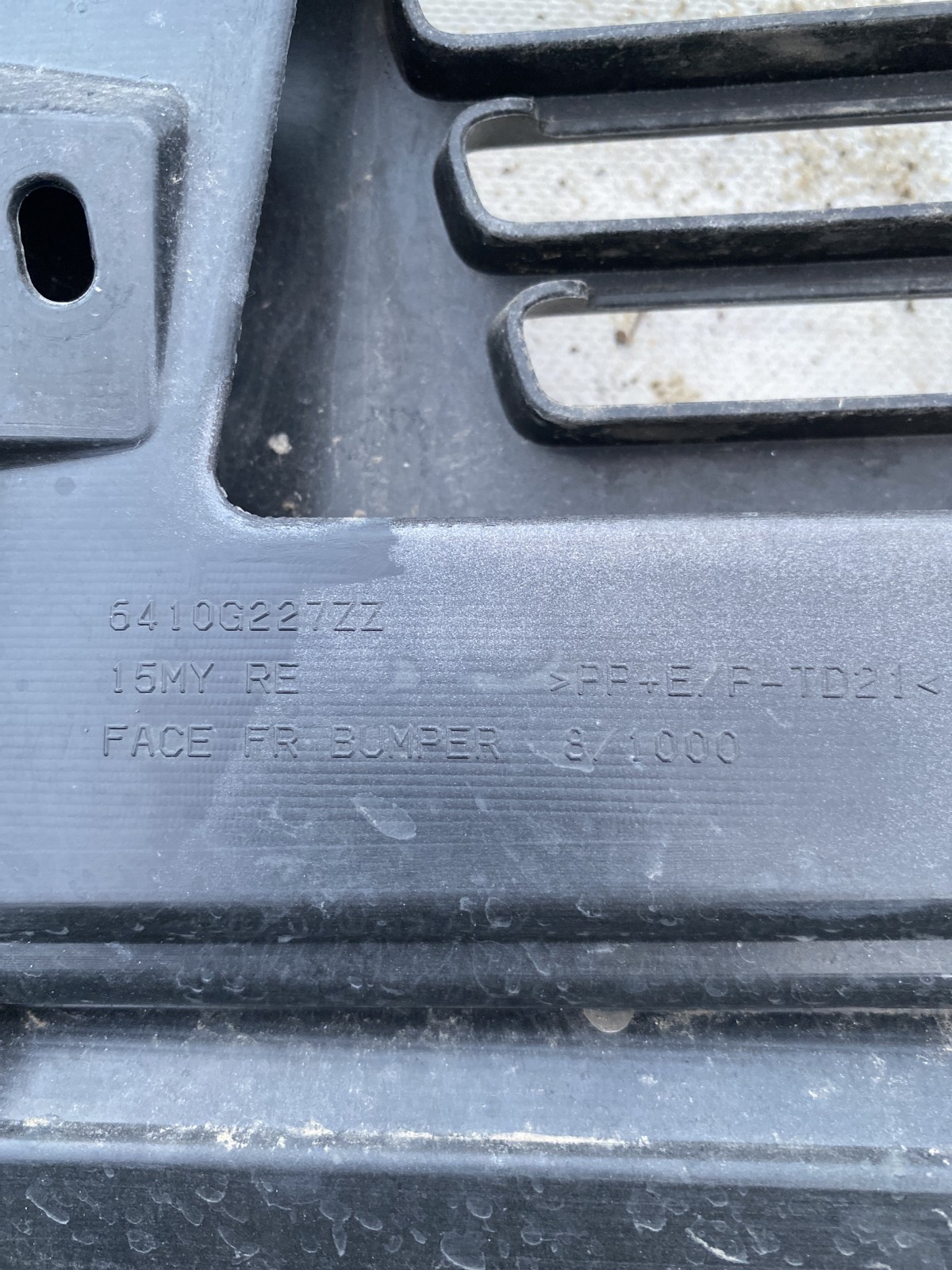 Бампер передній Mitsubishi Outlander 3 (12-21) 6410G227ZZ