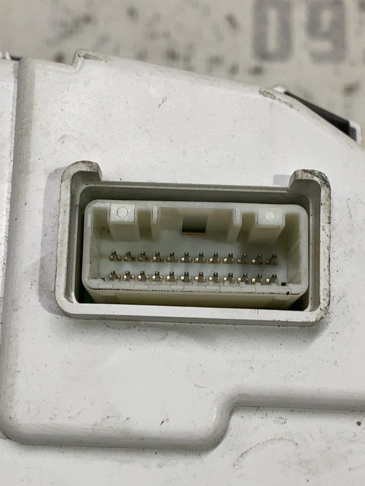Панель приладів Mitsubishi Outlander 3 OEM 8100C832