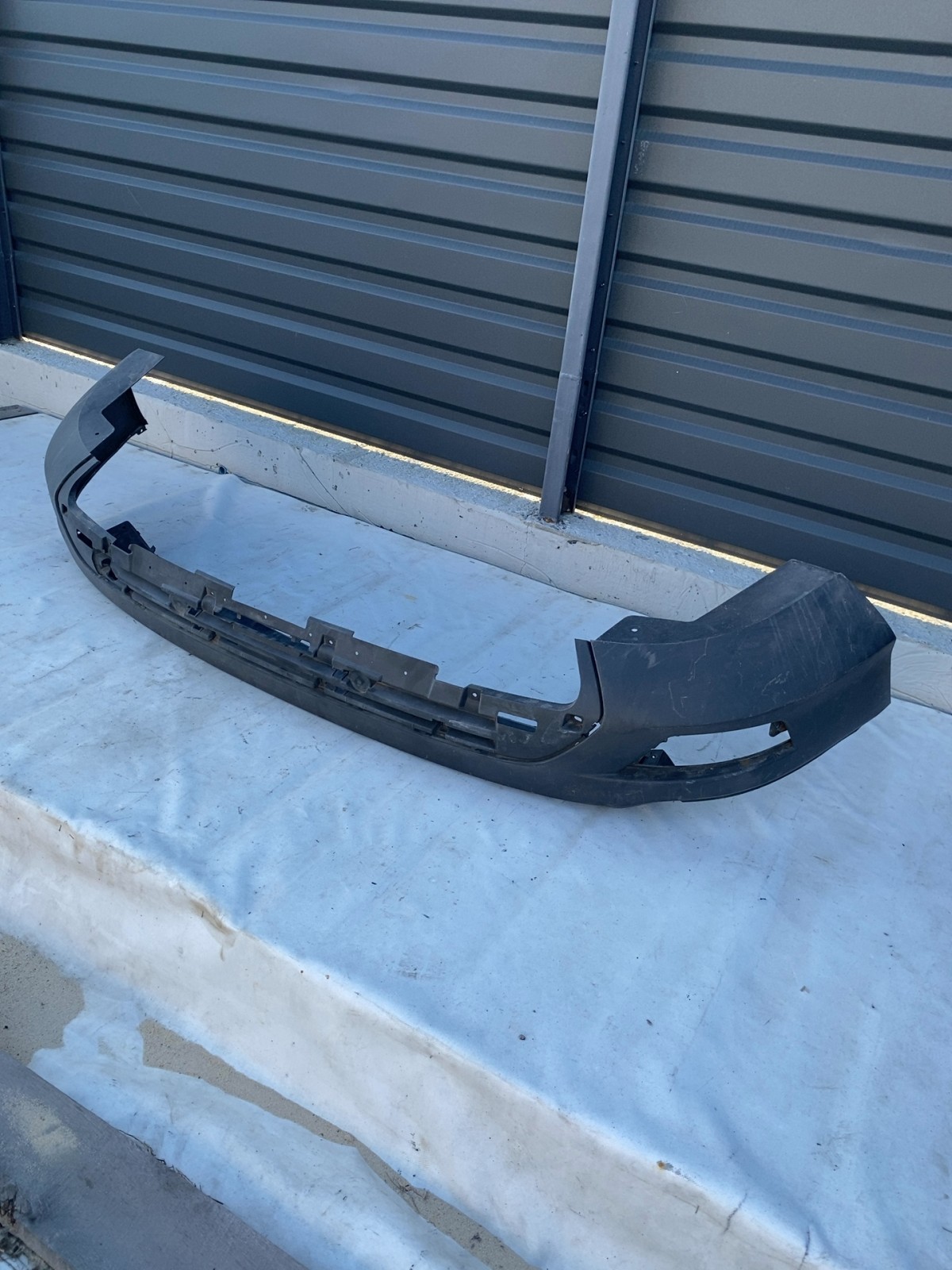 Накладка бампера Ford Escape 3 задня нижня CJ5417D781ACW