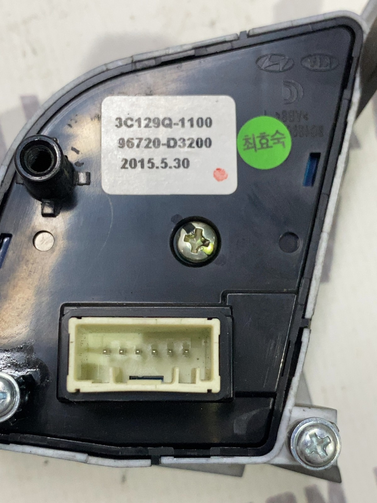 Кнопки керма Hyundai Tucson 3 TL 96720D3200