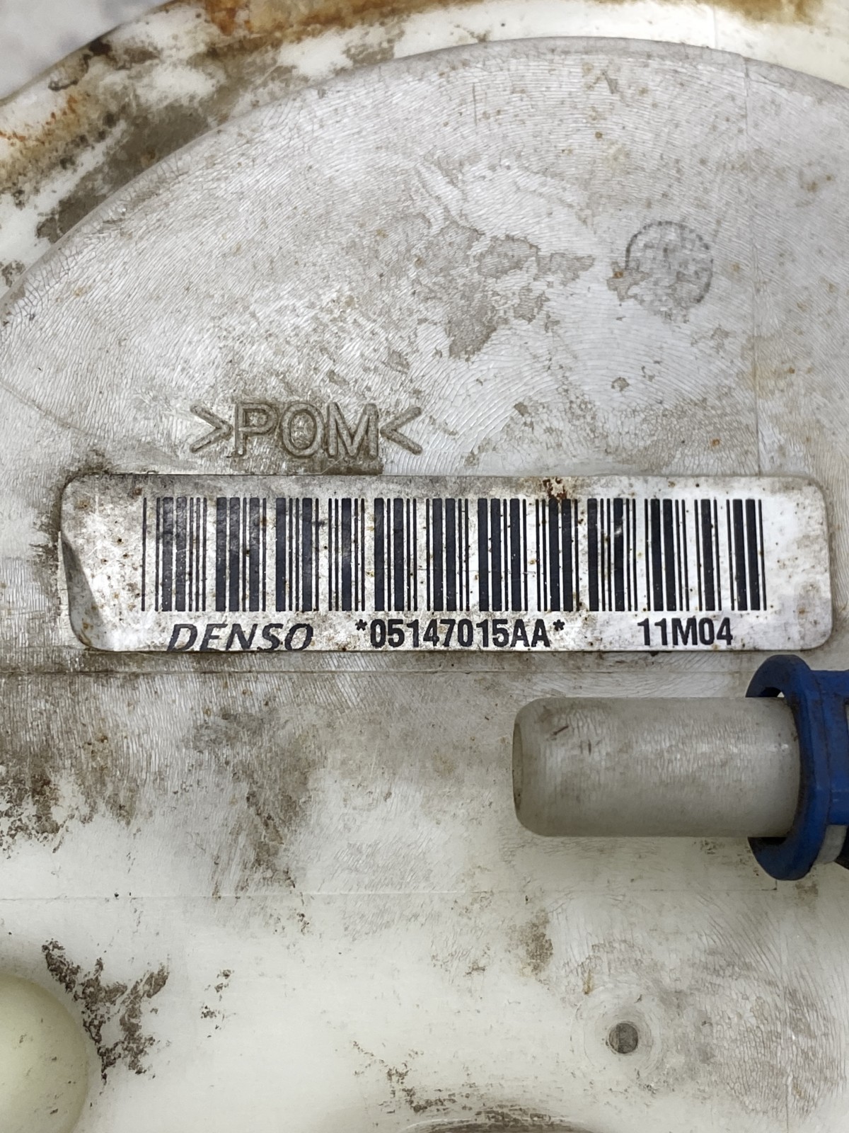 Паливний насос Jeep Patriot MK OEM 05147015AA