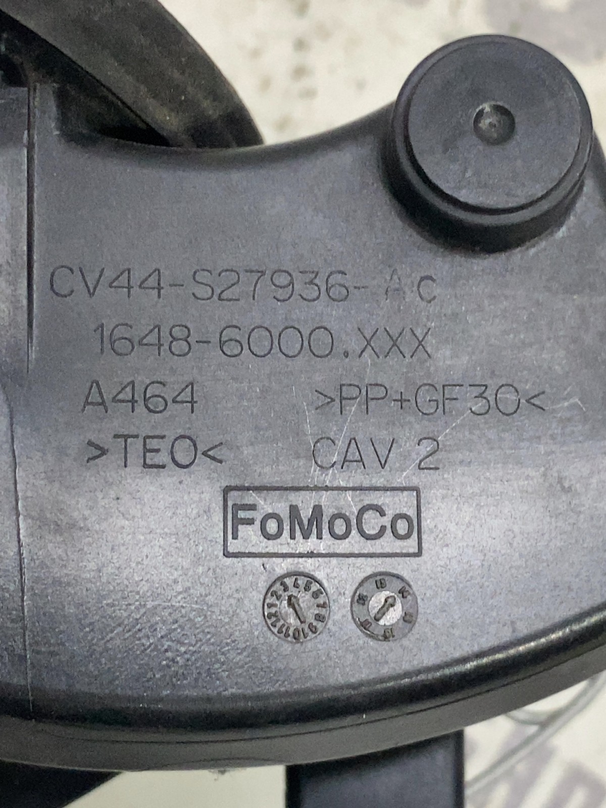 Лючок бака Ford Escape 3 (12-19) CV44S27936AC