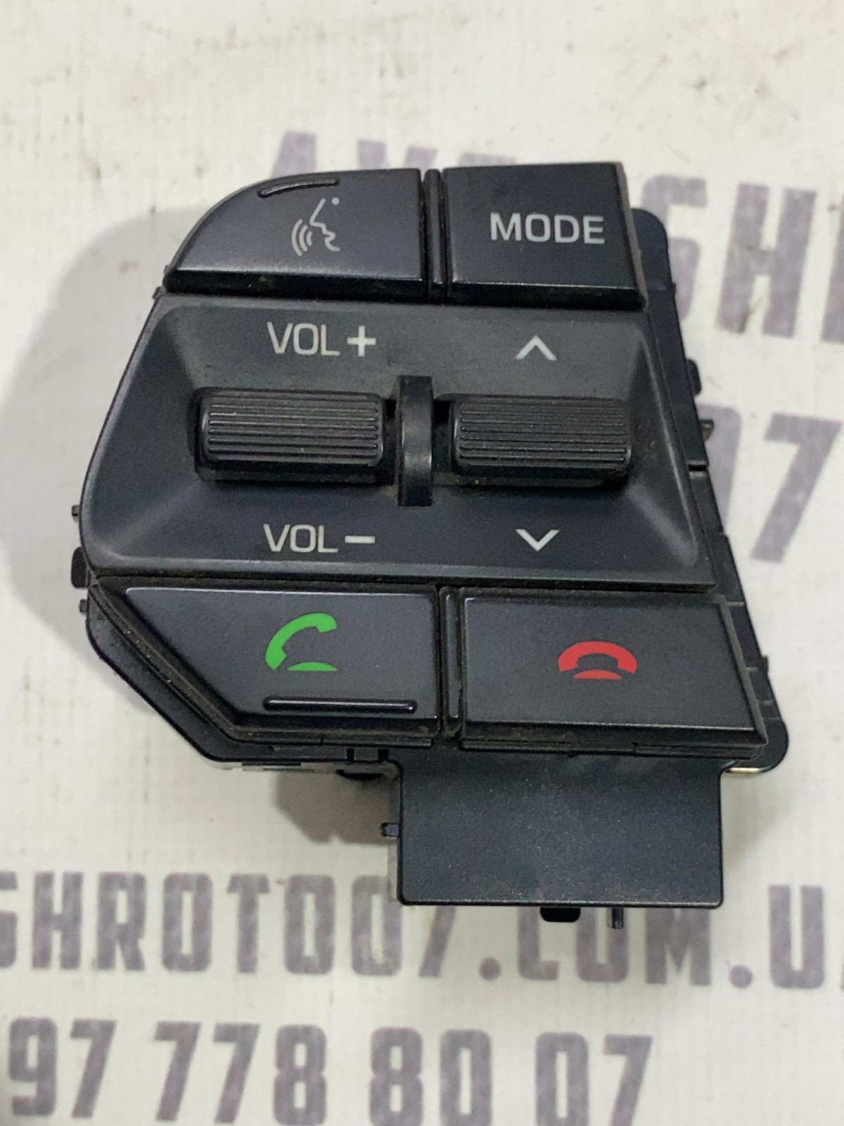 Кнопки керма Hyundai Sonata 7 LF (14-19) 96700C1030R