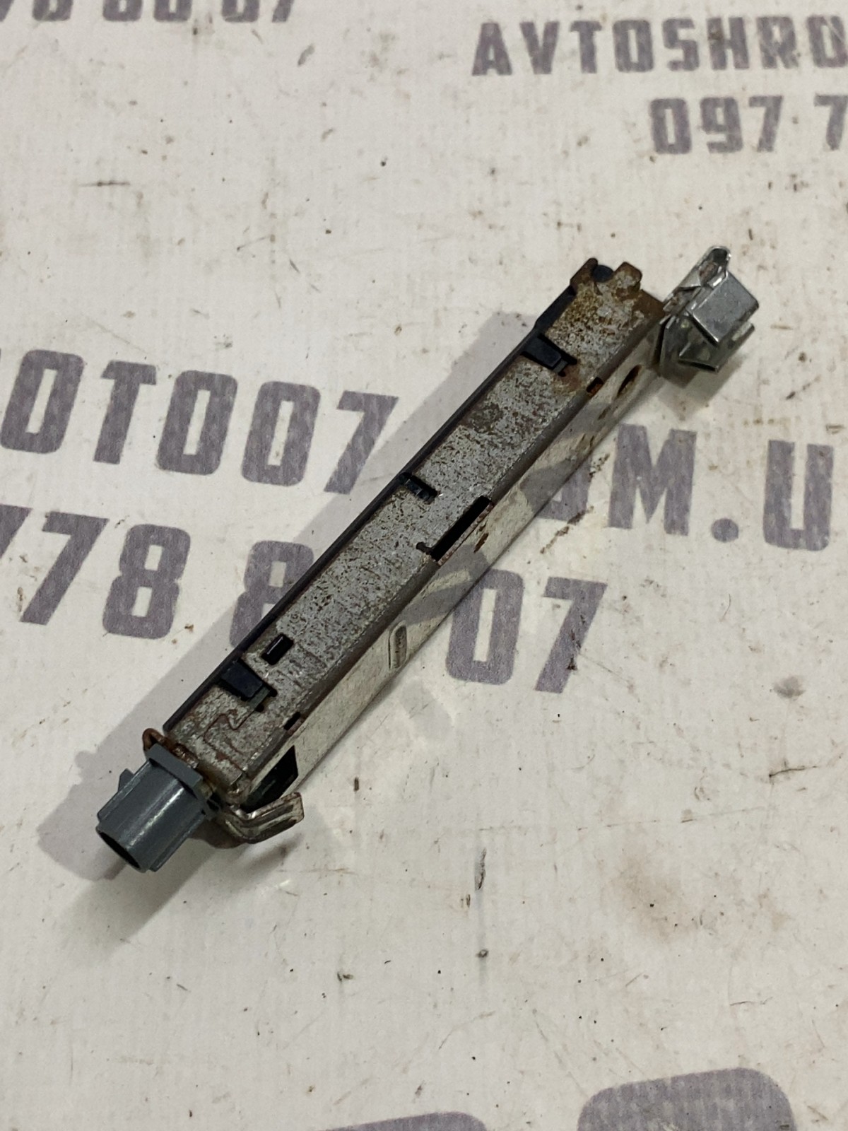 Підсилювач антени Volkswagen Jetta 6 5C6035552C