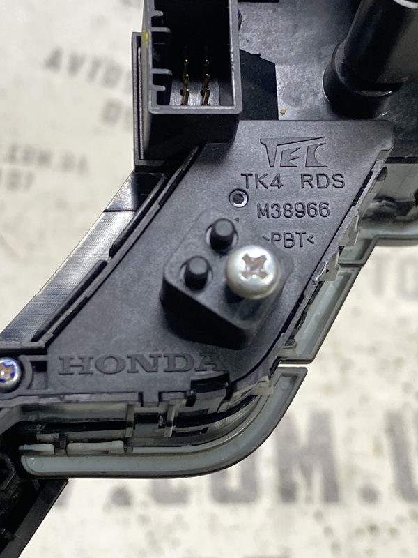 Кнопки керма Acura RDX 2 (12-18) OEM M38966