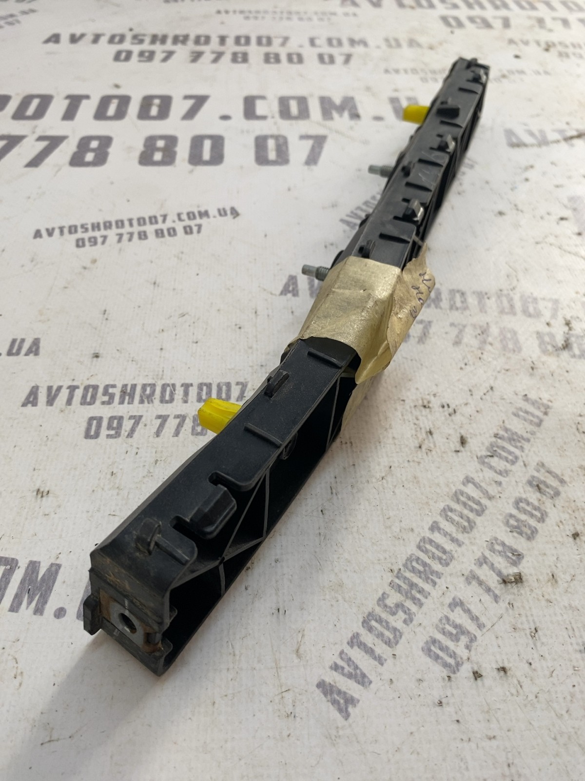 Кронштейн бампера Hyundai Elantra 6 15-20 зад лів 86615F3000