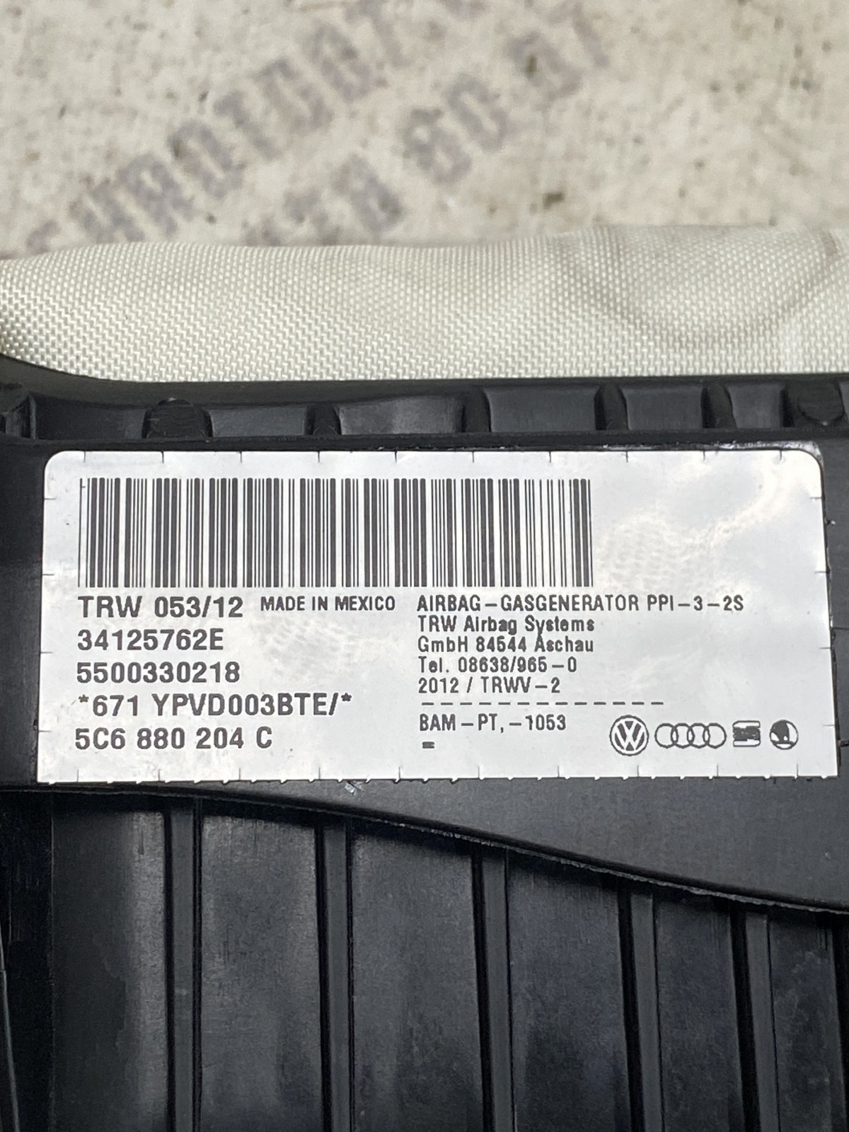 Подушка безпеки пасажира Jeep Compass MK 5C6880204C