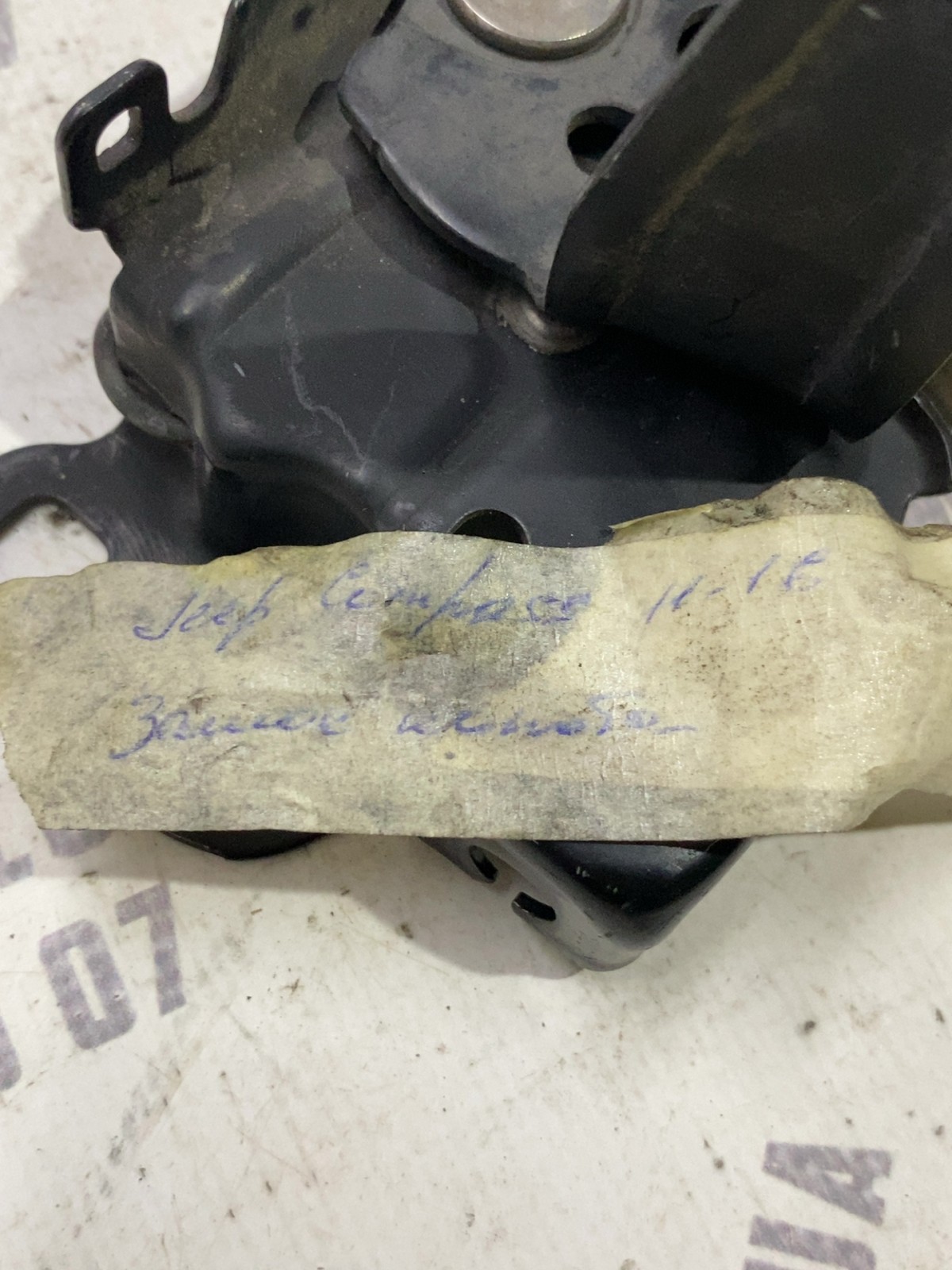 Замок капота Jeep Compass MK (06-16) 68079691AA