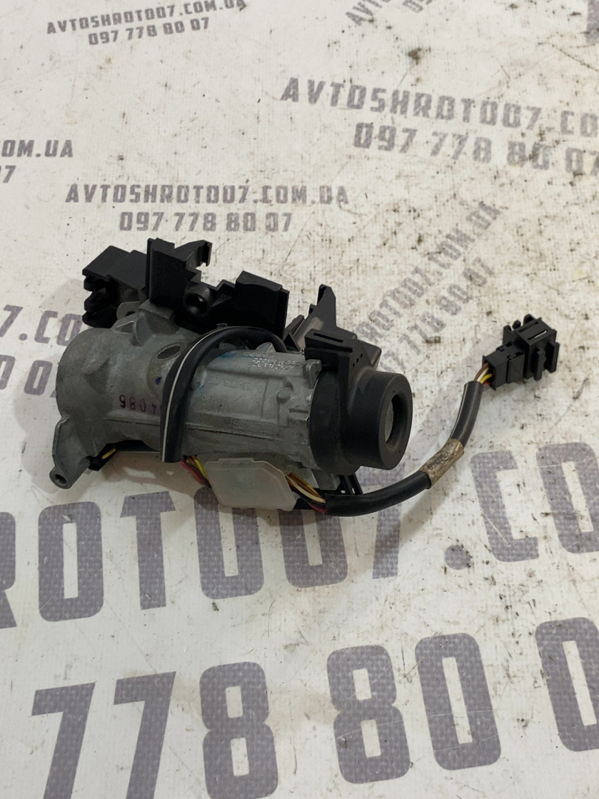 Замок запалювання Volkswagen Jetta 6