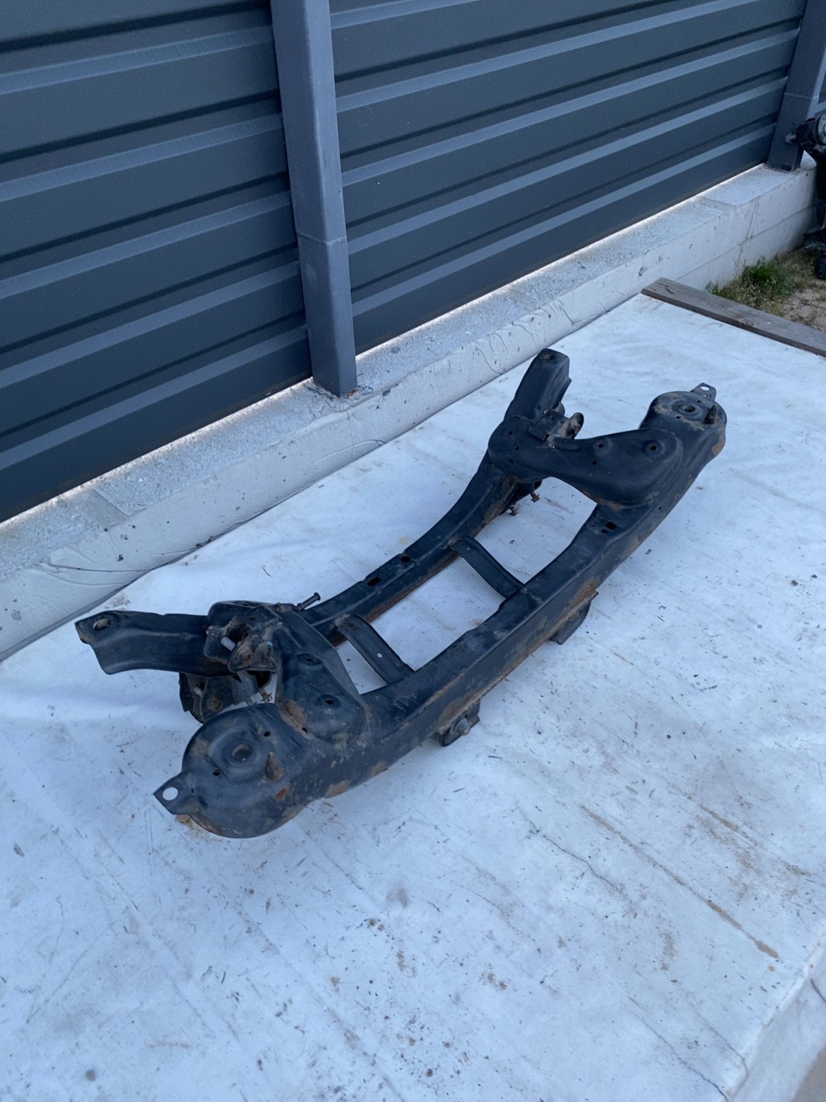 Підрамник задній Ford Escape 3 CV615K067ANF