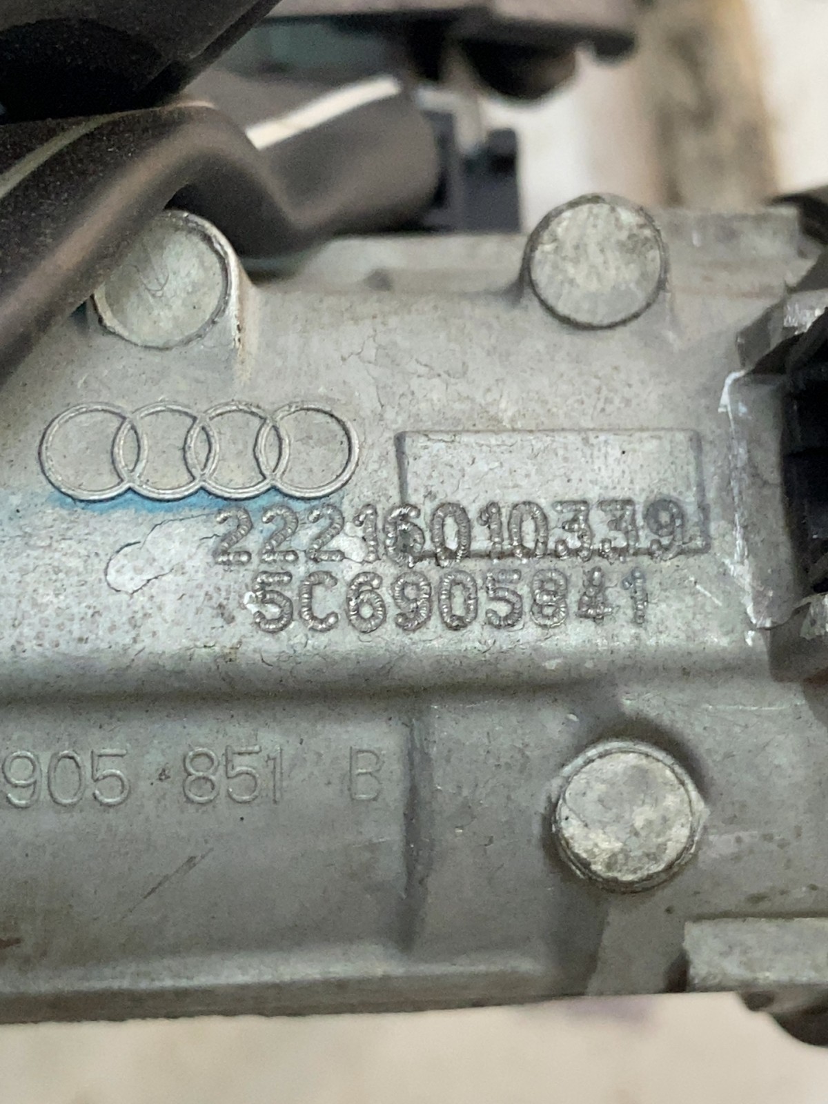 Замок запалювання Volkswagen Jetta 6 1K0905851B