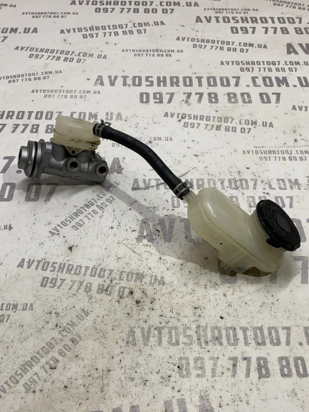 Головний тормозний циліндр Acura RDX 2 (12-18) 13231140840 фото 2