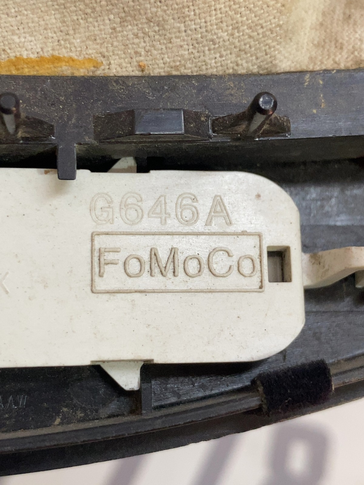 Кожух куліси КПП Ford Escape 3 (12-19) CJ5P7E034AAW