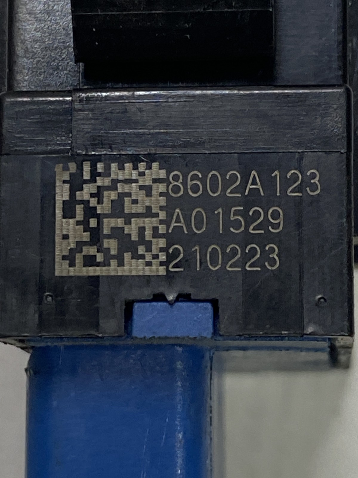 Кнопка ESP Mitsubishi Outlander 3 8602A123