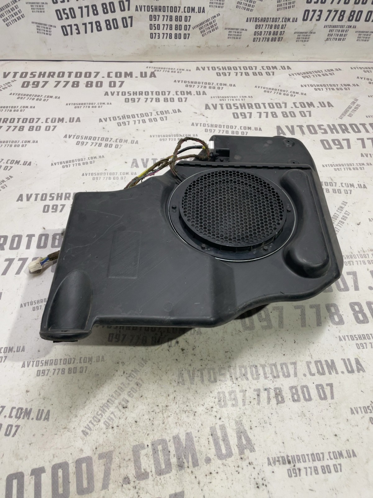 Сабвуфер Jeep Patriot MK (07-17) 05064979AA фото 2