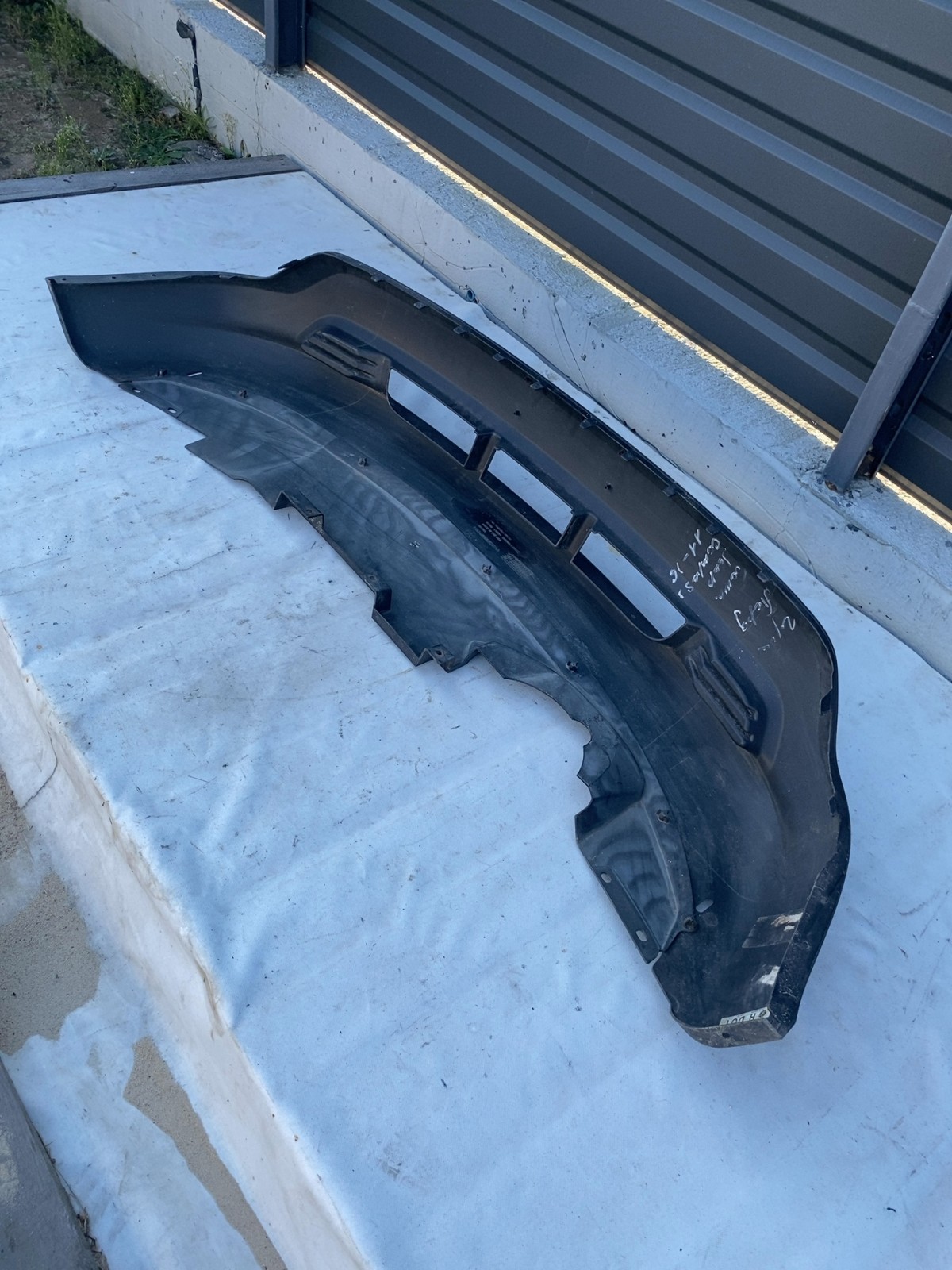 Накладка бампера Jeep Compass 16 перед OEM FNG491052RXFAA