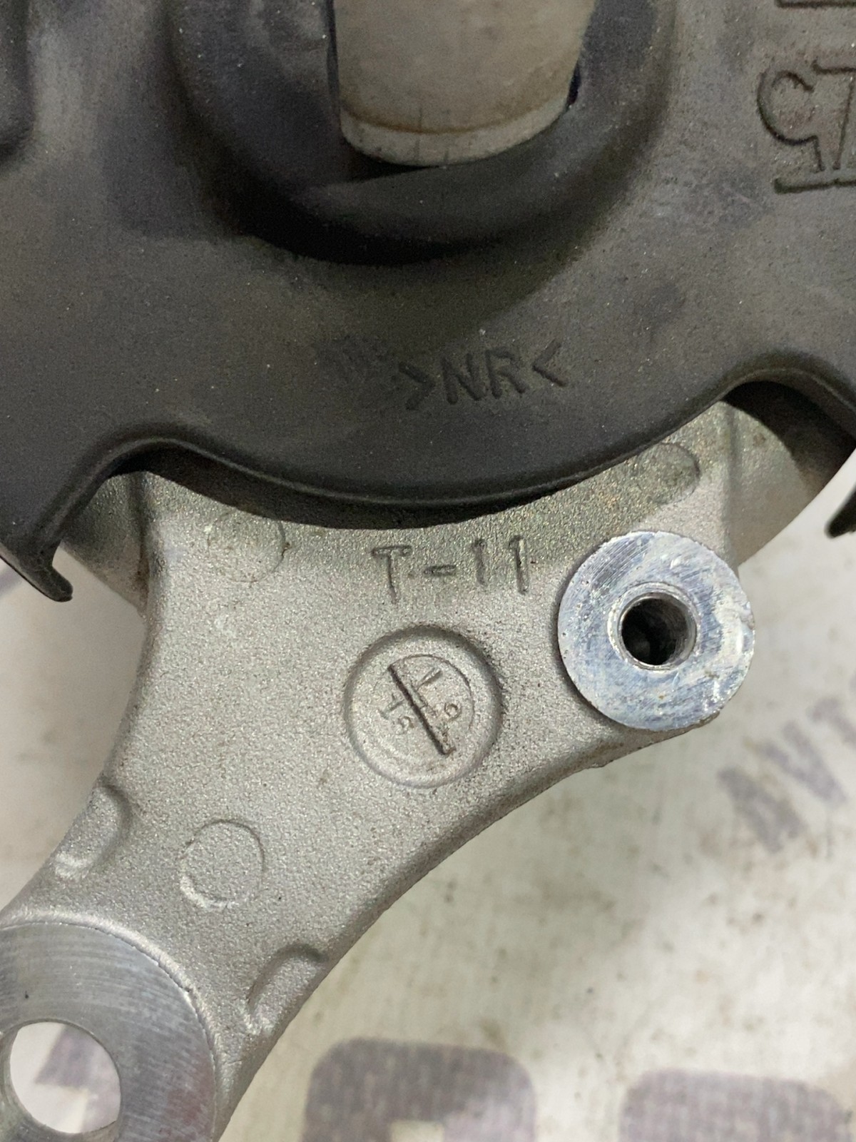 Подушка двигуна Acura MDX 3