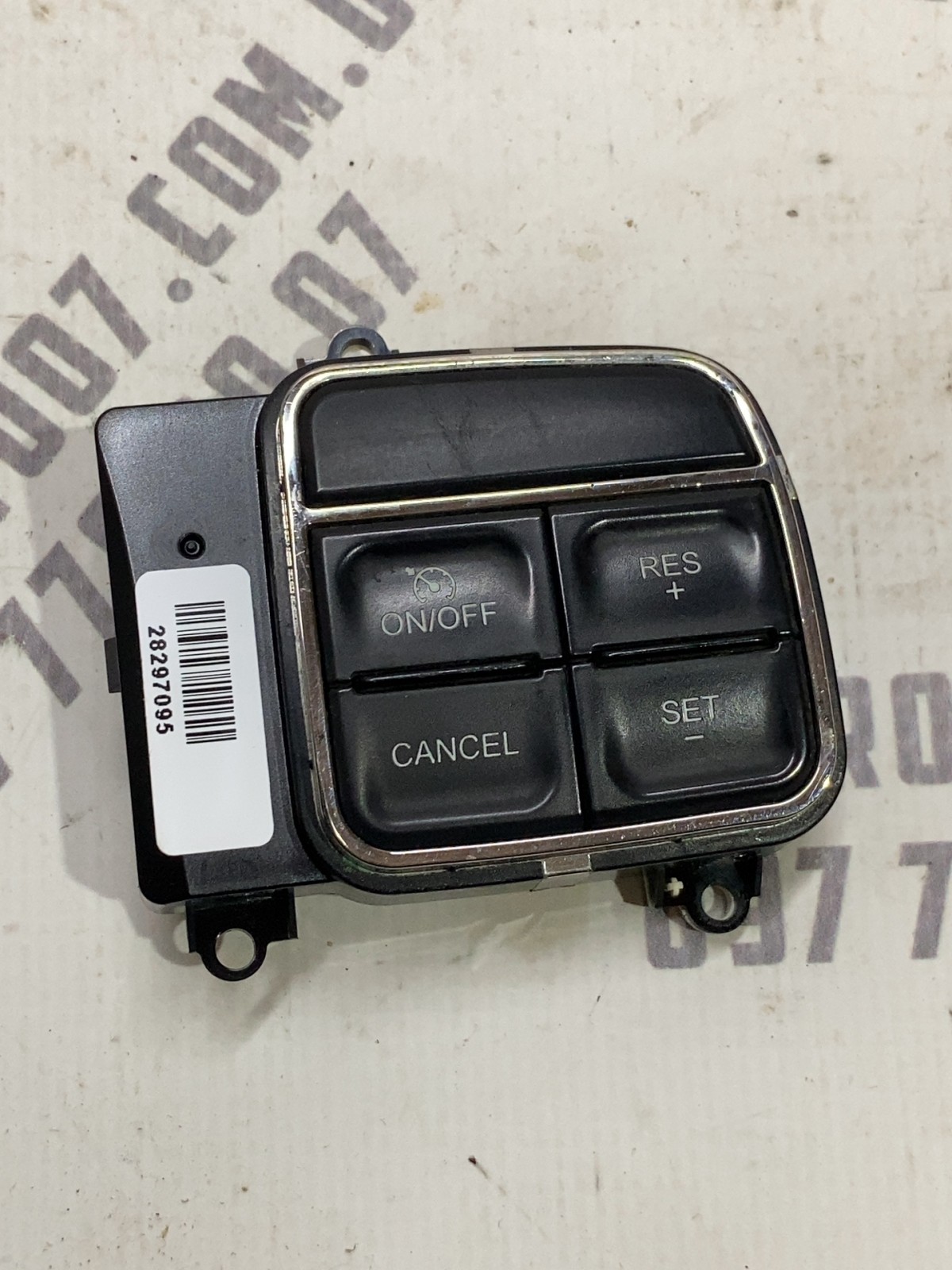 Кнопки керма Jeep Patriot MK (07-17) 56046094AE