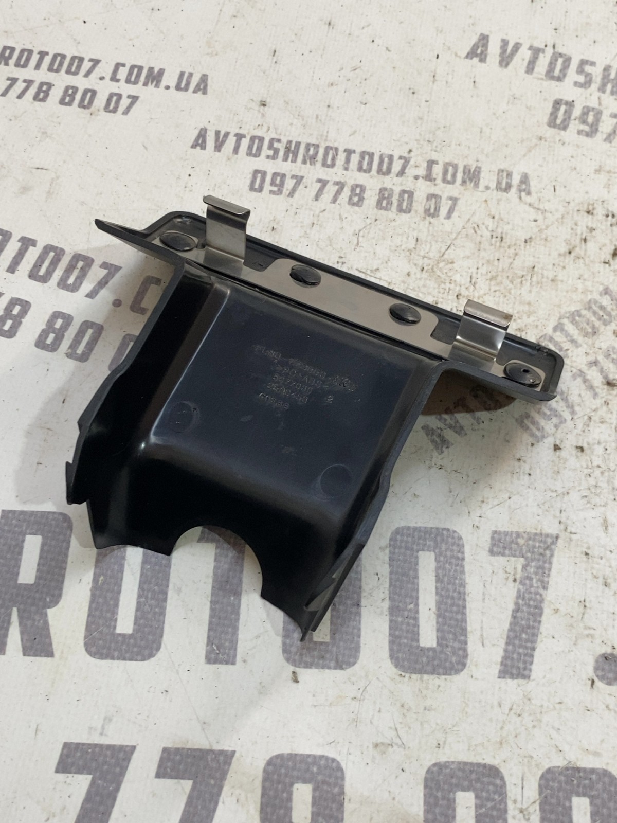 Накладка салону Ford F150 OEM FL3B17D550AKW