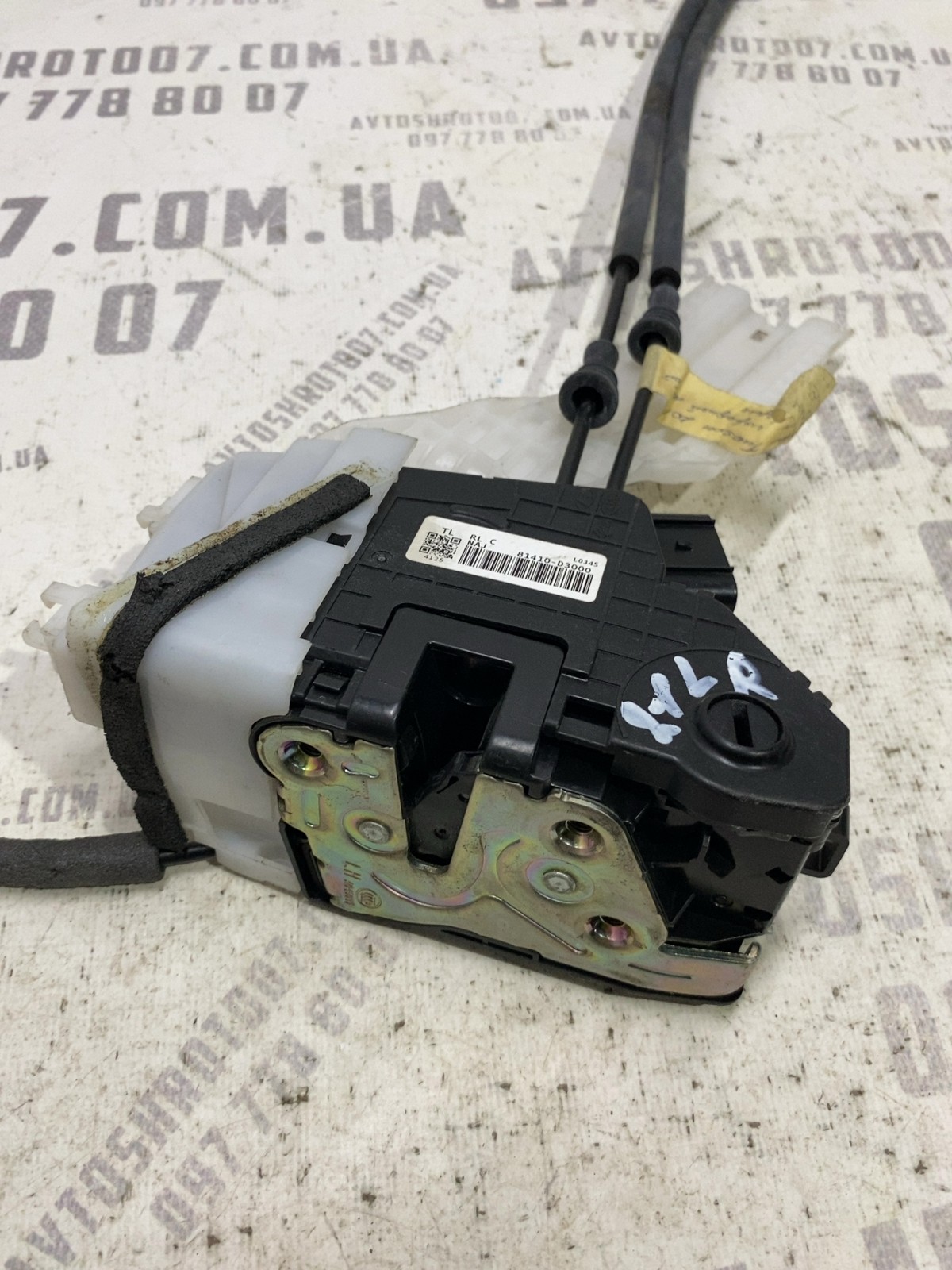 Замок дверей Hyundai Tucson 3 TL OE 81410D3000