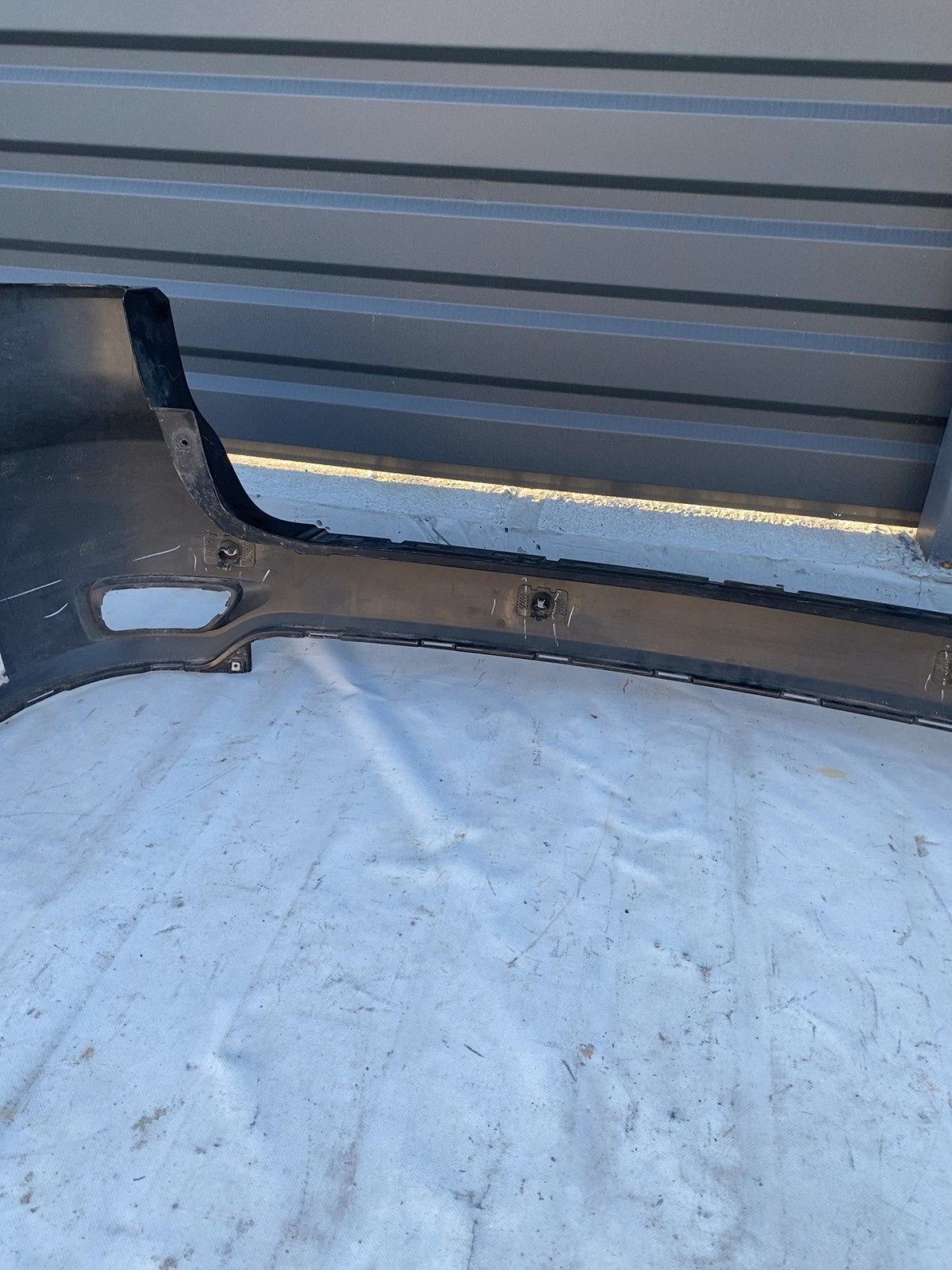 Бампер задній Jeep Grand Cherokee WK2 (10-21) OEM 463000