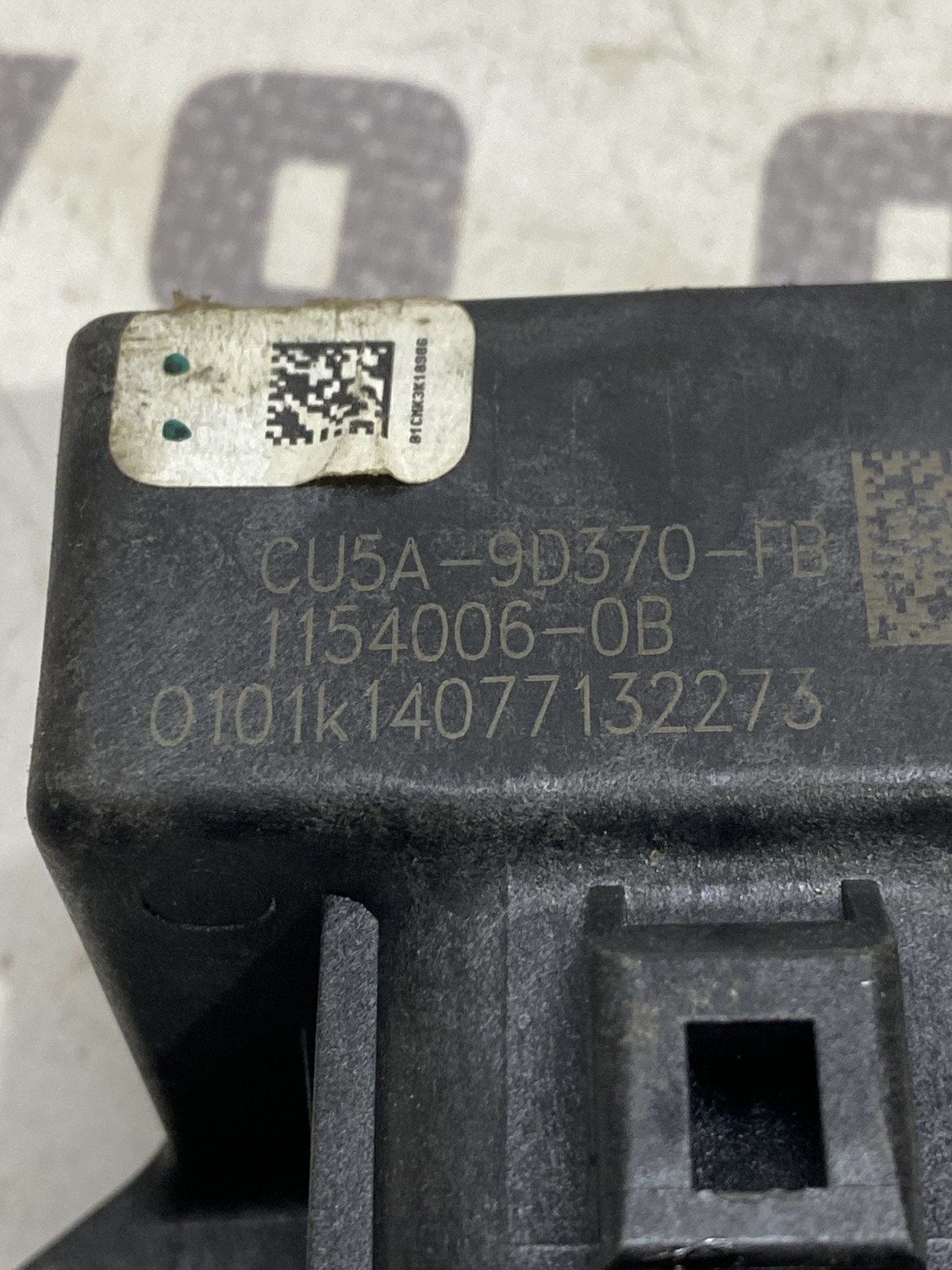Реле паливного насосу Ford Escape 3 (12-19) CU5A9D370FB