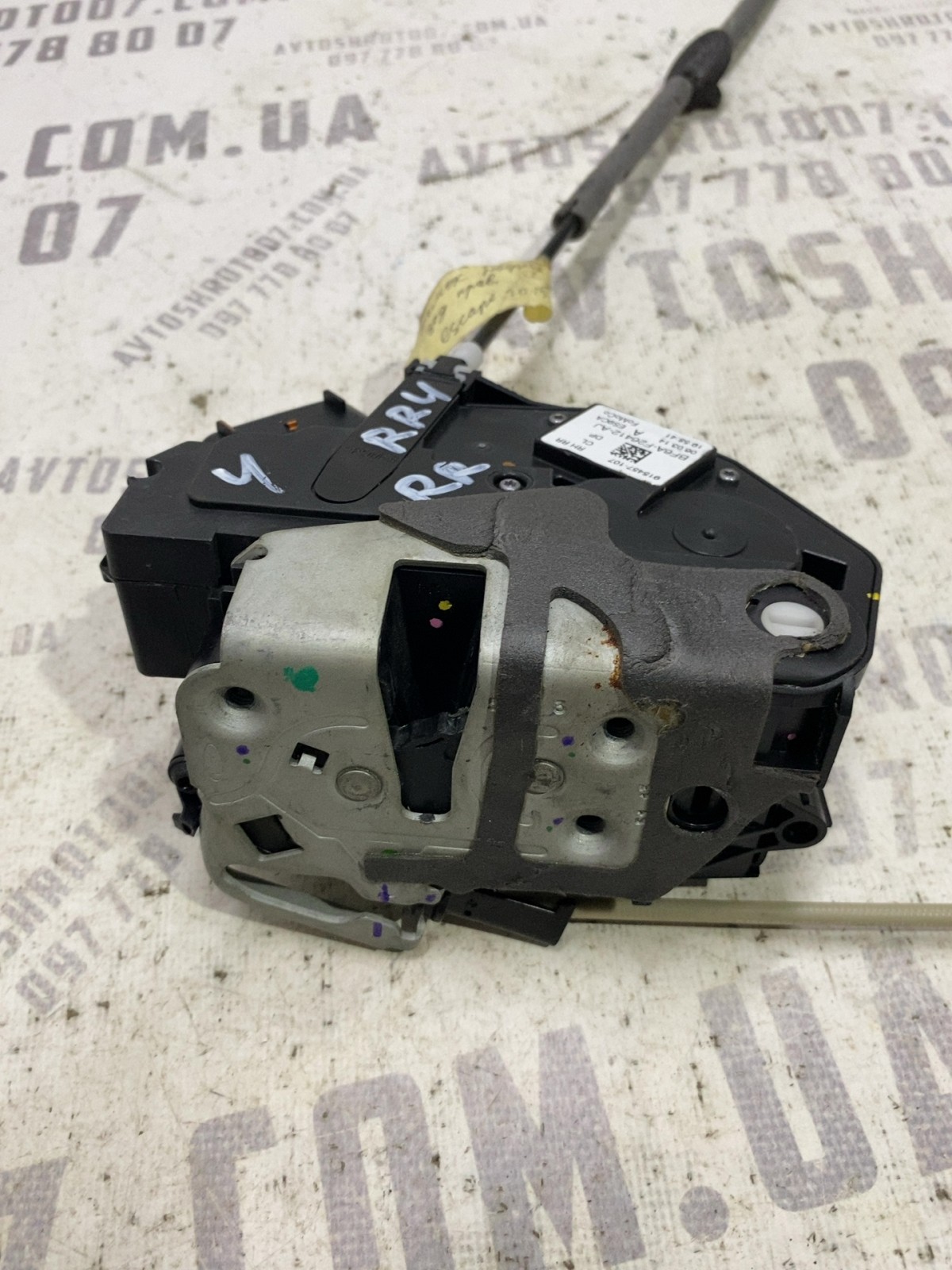 Замок дверей Ford Escape 3 OE BF6AF26412AJ