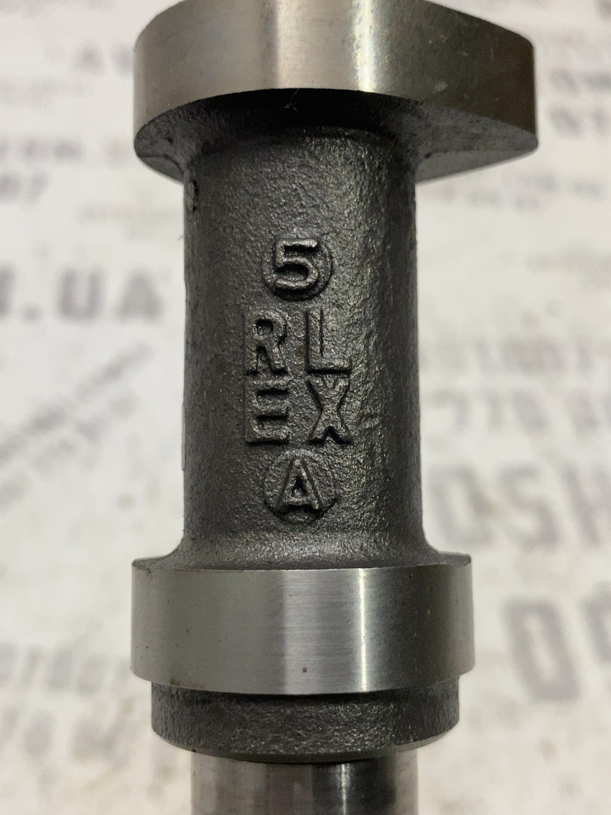 Розпредвал Jeep Compass MP OEM 05047022AA
